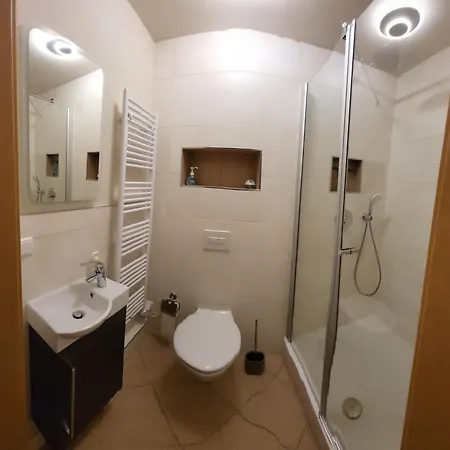 Appartement Mit Garten, Zentral Und Trotzdem Ruhig Cottbus