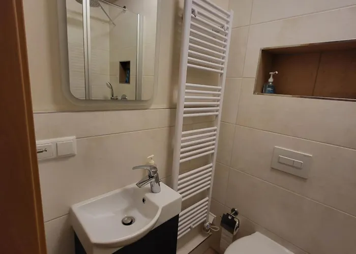 Mit Garten, Zentral Und Trotzdem Ruhig Cottbus