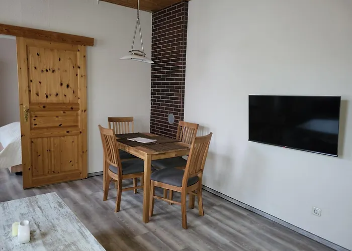 Mit Garten, Zentral Und Trotzdem Ruhig